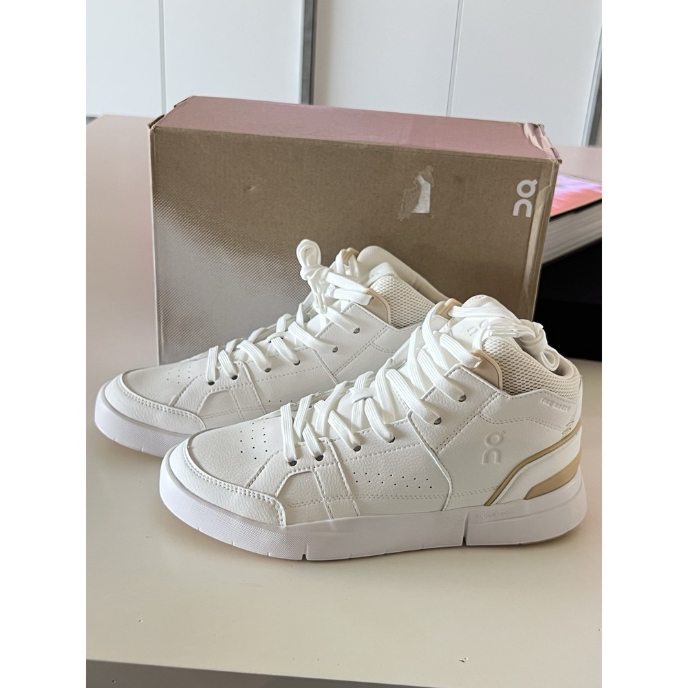 NEW On Women's Roger Clubhouse Mid Shoes Size 8.5